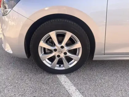 Photo 14 Opel Corsa  1.2 Turbo 100 ch BVM6 Edition