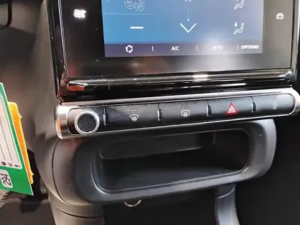 Photo 12 Citroën C3  PureTech 110 S&S BVM6 Shine