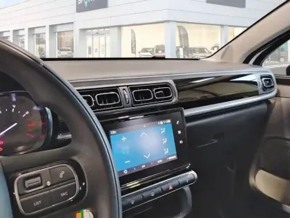 Photo 10 Citroën C3  PureTech 110 S&S BVM6 Shine