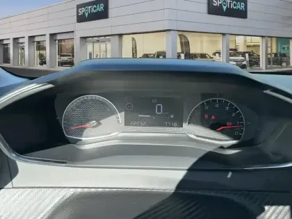 Photo 20 Peugeot 208  PureTech 75 S&S BVM5 Like