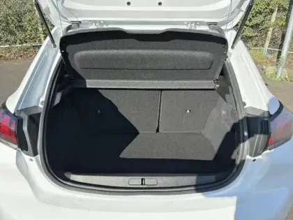 Photo 7 Peugeot 208  PureTech 75 S&S BVM5 Like