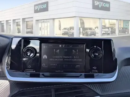 Photo 10 Peugeot 208  PureTech 75 S&S BVM5 Like