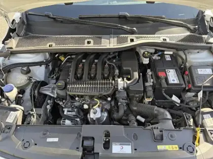 Photo 6 Peugeot 208  PureTech 75 S&S BVM5 Like