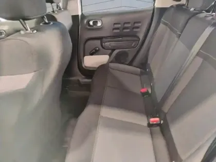 Photo 22 Citroën C3  PureTech 110 S&S BVM6 Shine