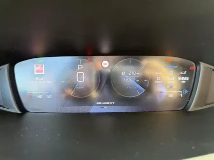 Photo 20 Peugeot 408  PureTech 130 ch S&S EAT8 Allure