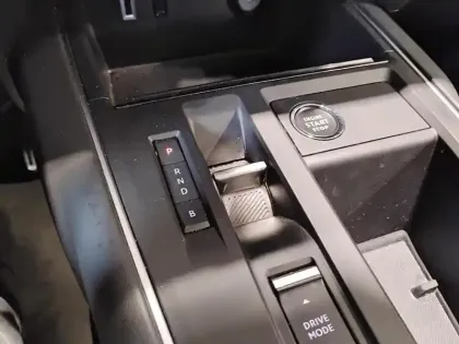 Photo 23 Citroën C5 aircross  Hybride Rechargeable 180 e-EAT8 Shine