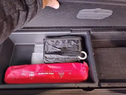 Photo 26 Citroën C5 aircross  Hybride Rechargeable 180 e-EAT8 Shine