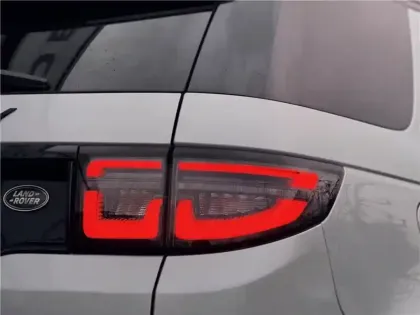 Photo 29 Land rover Discovery Sport MARK V D180 MHEV AWD BVA