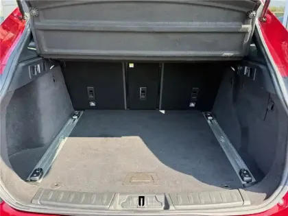 Photo 16 Jaguar F-Pace Gén. I Ph1 Evo R-Sport 5