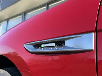 Photo 6 Jaguar F-Pace V6 3.0 D - 300 CH AWD BVA8