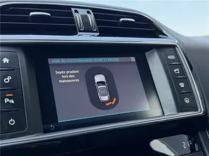 Photo 28 Jaguar F-Pace Gén. I Ph1 Evo R-Sport 5