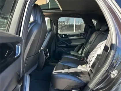 Photo 24 Porsche Cayenne 3.0 V6 340 CH TIPTRONIC BVA