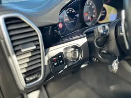 Photo 21 Porsche Cayenne 3.0 V6 340 CH TIPTRONIC BVA