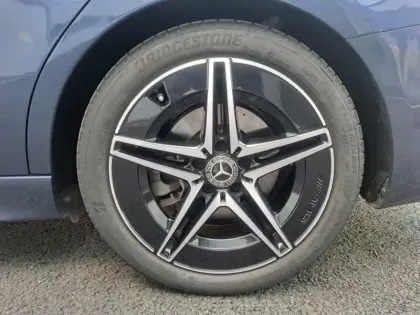 Photo 8 Mercedes Classe C  220 d Berline AMG Lin