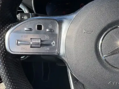 Photo 15 Mercedes Classe C  200 Cabriolet AMG Lin