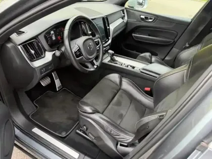 Photo 17 Volvo Xc60 T5 2.0 250 R Design 2WD BVA8