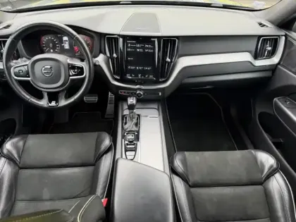 Photo 10 Volvo Xc60 T5 2.0 250 R Design 2WD BVA8