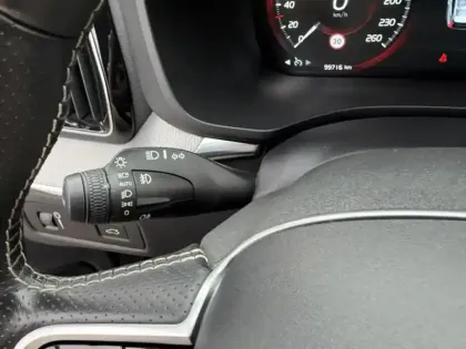 Photo 15 Volvo Xc60 T5 2.0 250 R Design 2WD BVA8