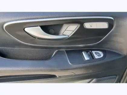 Photo 11 Mercedes Vito 119 CDI 4x4 Mixto Long