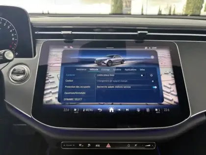 Photo 19 Mercedes Classe E  300 e Hybrid EQ AMG L