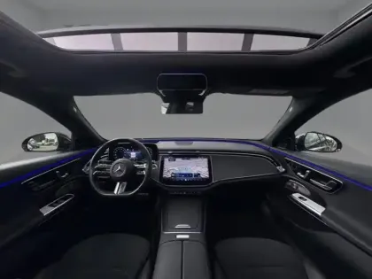 Photo 12 Mercedes Classe E  300 e Hybrid EQ AMG L