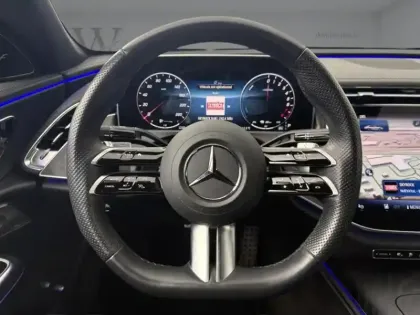 Photo 13 Mercedes Classe E  300 e Hybrid EQ AMG L