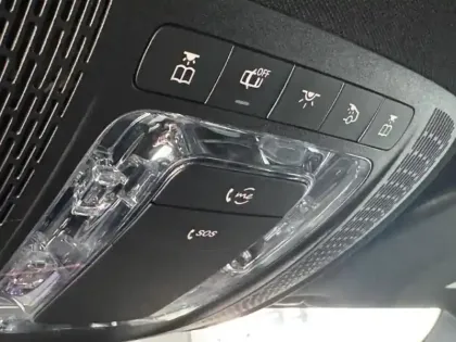 Photo 36 Mercedes Classe A Gén. IV (W177) Ph1 AMG Line 5