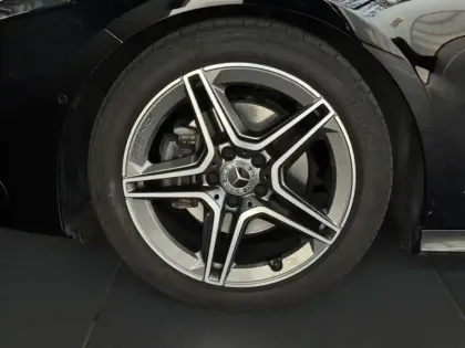 Photo 28 Mercedes Classe A Gén. IV (W177) Ph1 AMG Line 5