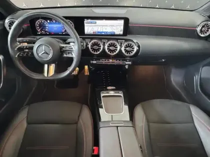 Photo 30 Mercedes Classe A Gén. IV (W177) Ph1 AMG Line 5