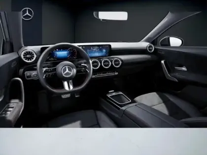 Photo 8 Mercedes Classe A 180 AMG Line