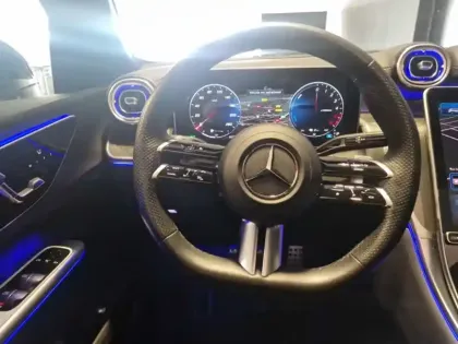 Photo 18 Mercedes GLC  300 de 4MATIC