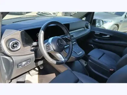 Photo 14 Mercedes CLA V 300 d 4MATIC AVANTGARDE Long