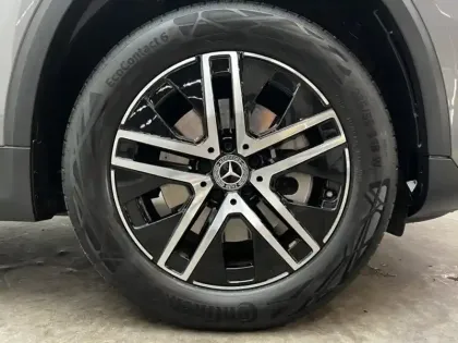 Photo 8 Mercedes GLA 250 e Business Line