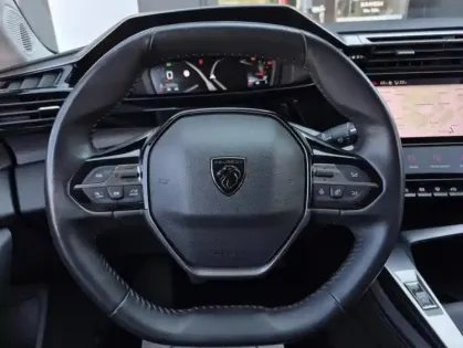 Photo 13 Peugeot 308 Gén. III Ph1 Allure Pack 5