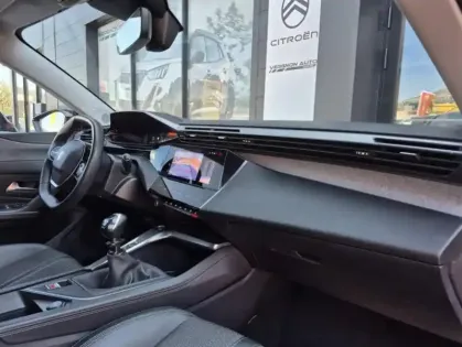 Photo 27 Peugeot 308 Gén. III Ph1 Allure Pack 5