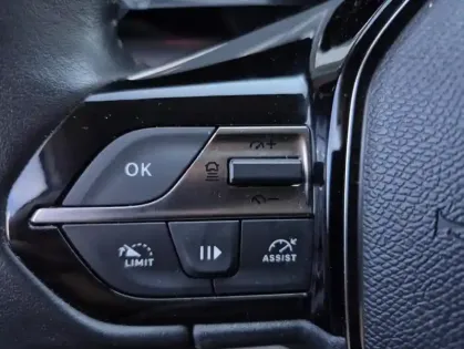 Photo 11 Peugeot 308 Gén. III Ph1 Allure Pack 5