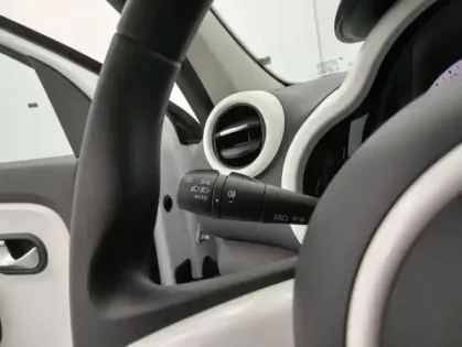 Photo 25 Renault Twingo E-TECH ELECTRIQUE III Equilibre