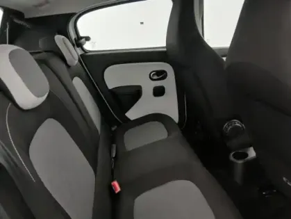 Photo 14 Renault Twingo E-TECH ELECTRIQUE III Equilibre