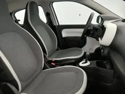 Photo 13 Renault Twingo E-TECH ELECTRIQUE III Equilibre