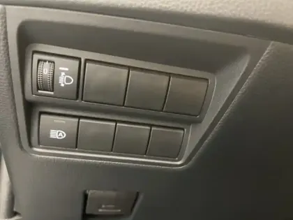 Photo 14 Toyota Yaris Hybride 116h Design MC2