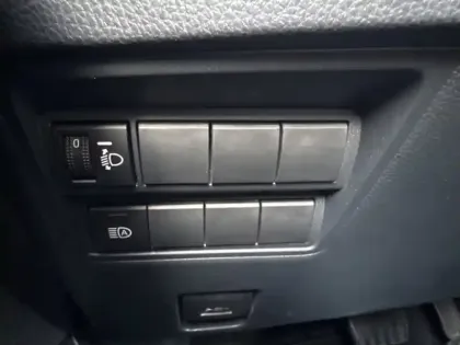 Photo 16 Toyota Yaris Hybride 116h Design