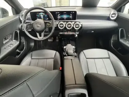 Photo 5 Mercedes Classe A 200 d Berline Business Line