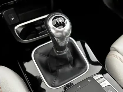 Photo 19 Mercedes Classe B 180 d Style Line 5p