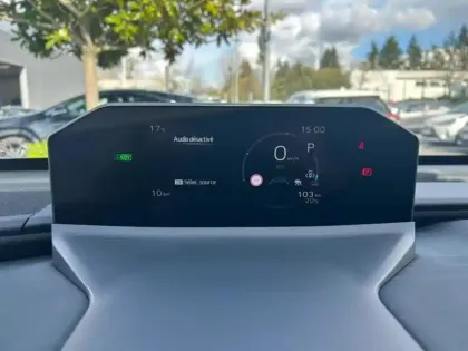 Photo 18 Toyota C-HR Design Grande Autonomie 77 kWh 224ch