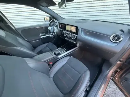 Photo 10 Mercedes GLA 200 d AMG Line