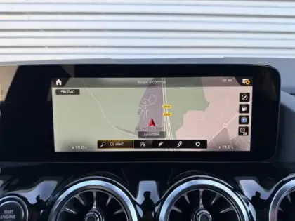 Photo 13 Mercedes GLA 200 d AMG Line