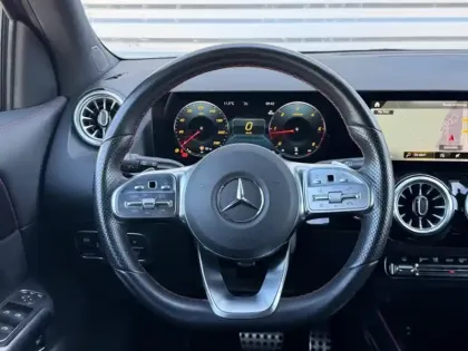 Photo 18 Mercedes GLA 200 d AMG Line