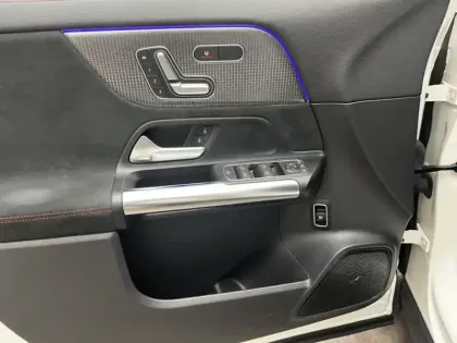 Photo 12 Mercedes EQA Gén. I (H243) Ph1 AMG Line 5