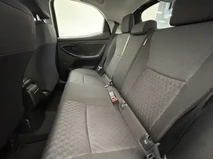 Photo 20 Toyota Yaris Hybride 116h Dynamic