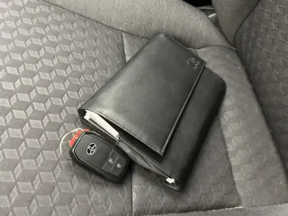 Photo 15 Toyota Yaris Hybride 116h Dynamic